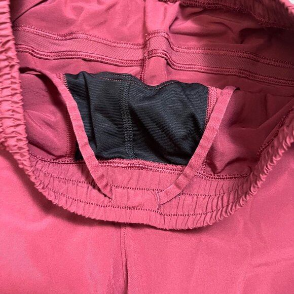 Lululemon Athletic Pace Breaker Linerless Short 7” Mulled Wine Men’s Size S - Picture 6 of 8